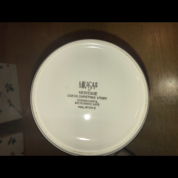 MIKASA CHRISTMAS STORY SUGAR & CREAMER SET - Picture 6 of 6